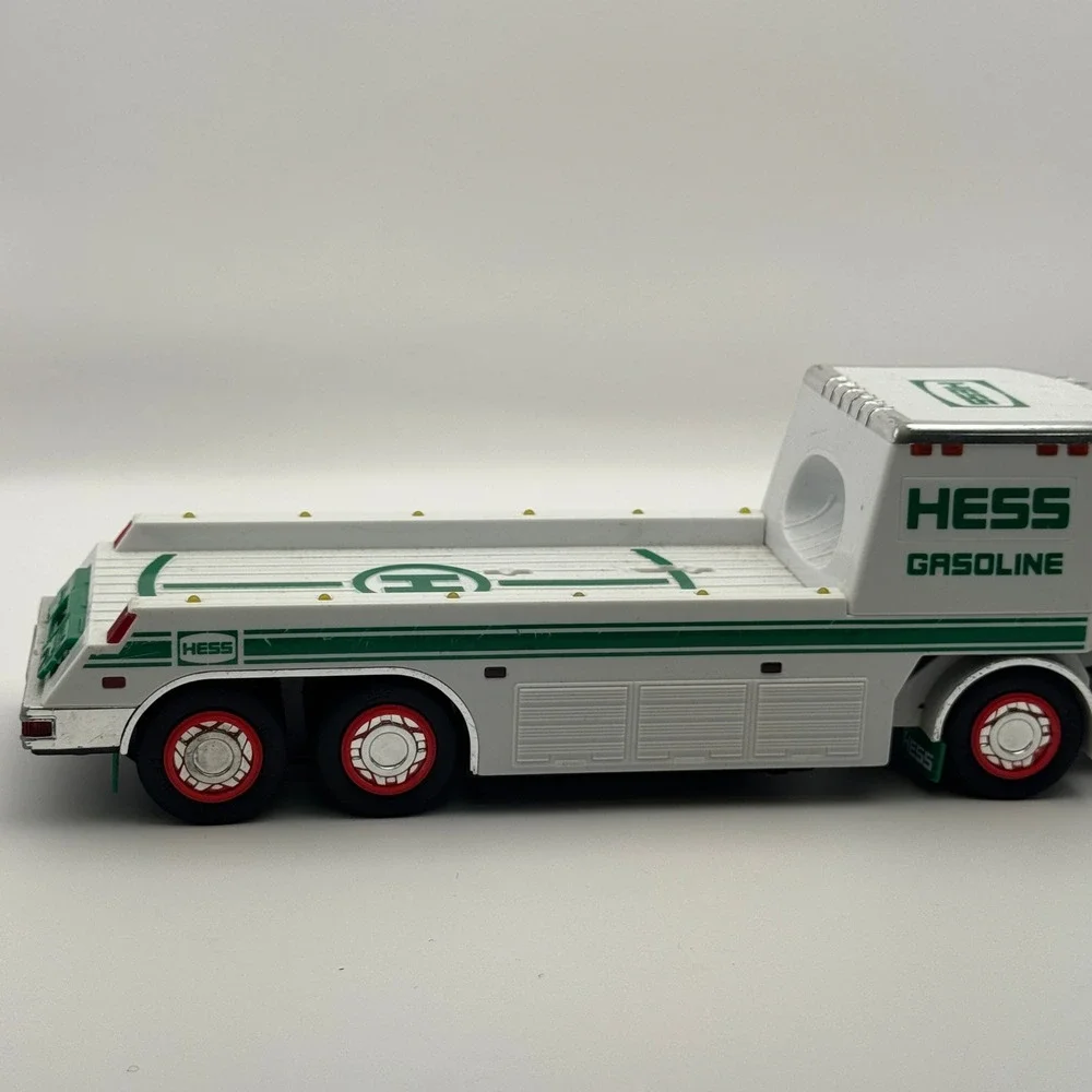 Hess Gasoline Transport Truck White Green Red Lights Collectible Toy 1990s